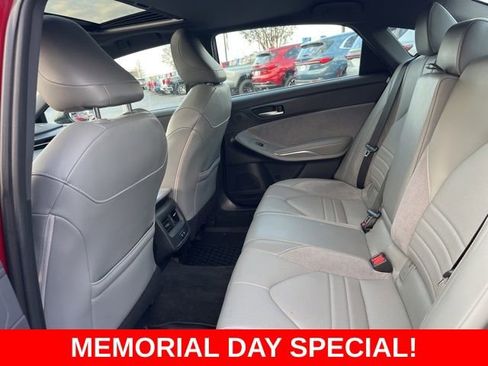 Used 2019 Toyota Avalon XSE w/ All Weather Liner Package FWD image 13