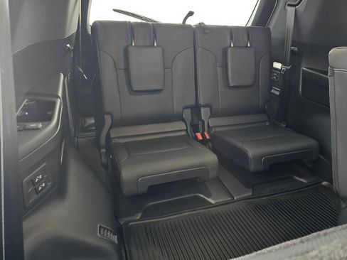 Used 2023 Lexus LX 600 F Sport w/ Accessory Package (Z1) image 13