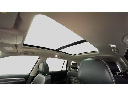 Used 2021 Volkswagen Atlas SEL AWD/4WD image 15