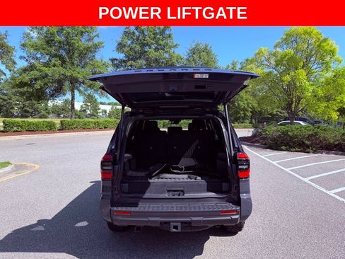 Used 2025 Toyota 4Runner TRD Off-Road Premium AWD/4WD image 7