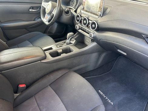 Used 2023 Nissan Sentra SV image 18