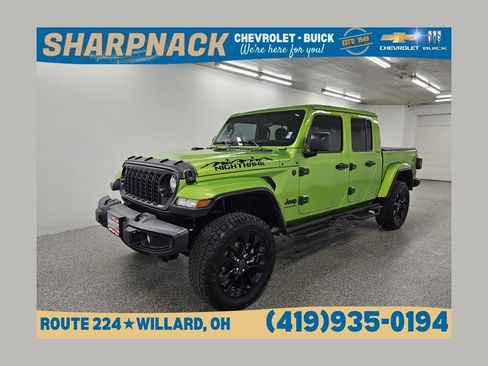Used 2025 Jeep Gladiator Sport AWD/4WD image 1