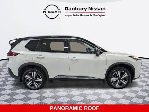 Certified 2023 Nissan Rogue SL AWD/4WD image 2