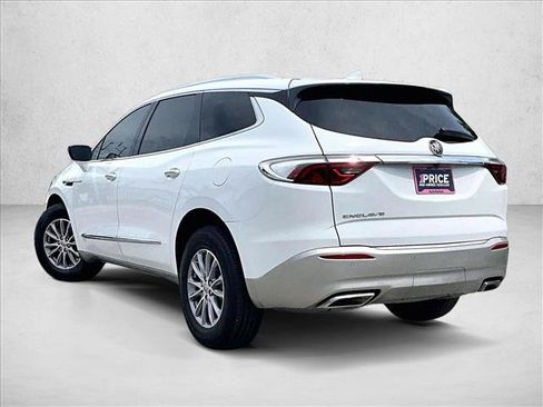 Used 2024 Buick Enclave Essence FWD image 13