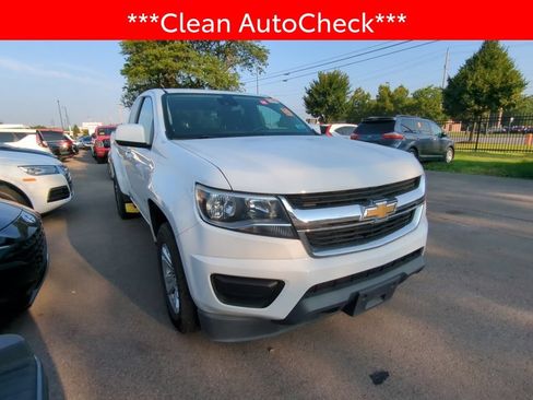 Used 2020 Chevrolet Colorado LT w/ Safety Package RWD image 3