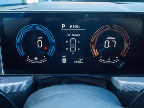 Used 2025 Hyundai Sonata SEL FWD image 19