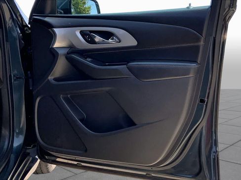 Used 2019 Chevrolet Traverse LT FWD image 22
