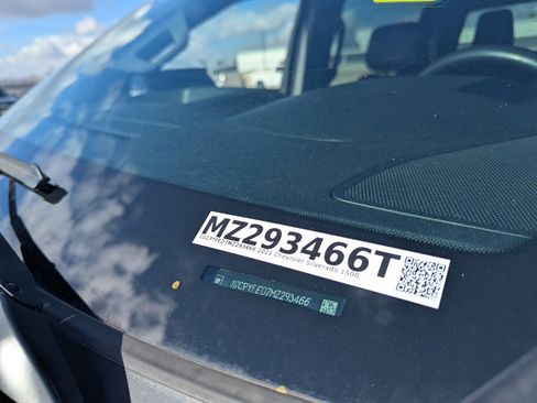 Used 2021 Chevrolet Silverado 1500 LT Trail Boss w/ Convenience Package II image 9