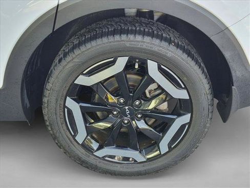 Used 2023 Kia Telluride S FWD image 20