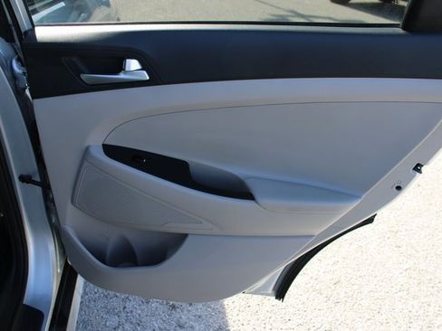 Used 2019 Hyundai Tucson SEL w/ Cargo Package image 7