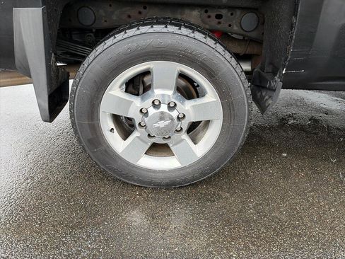 Used 2019 Chevrolet Silverado 2500 LTZ w/ Vortec Plus Package image 17