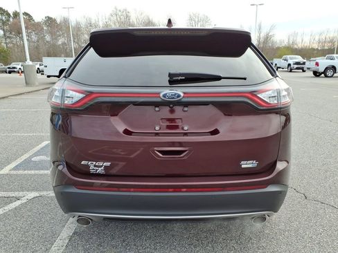 Used 2018 Ford Edge SEL w/ Equipment Group 201A image 4