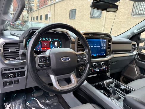 Used 2021 Ford F150 Lariat w/ Equipment Group 502A High image 19