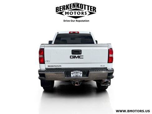 Used 2018 GMC Sierra 2500 SLE w/ HD SLE Preferred Plus Package image 4