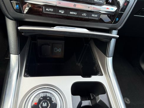 Used 2020 Ford Explorer Limited image 37