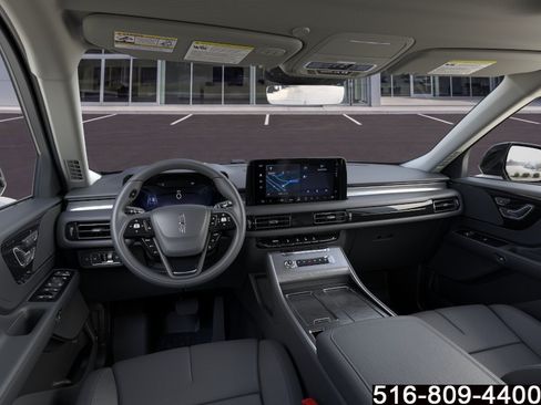 Used 2026 Lincoln Aviator AWD image 10
