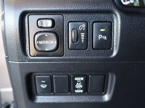 Used 2018 Toyota 4Runner Limited AWD/4WD image 24