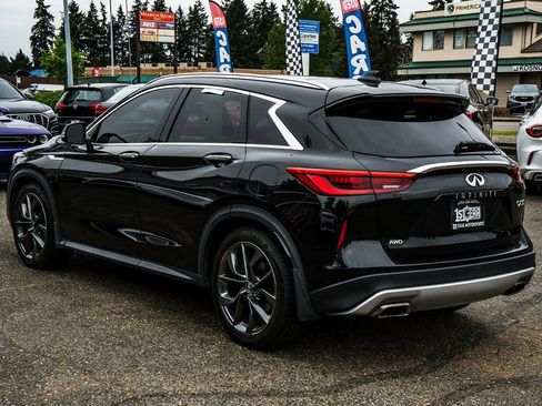 Used 2019 INFINITI QX50 Essential w/ Sensory Package AWD/4WD image 13