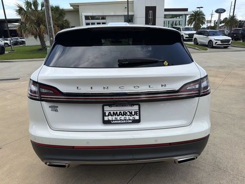 Certified 2023 Lincoln Nautilus FWD w/ Premium Package image 7