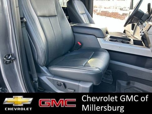 Used 2022 Ford F250 Lariat w/ Lariat Value Package image 30