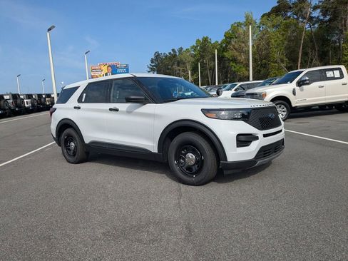 New 2026 Ford Explorer 4WD Police Interceptor image 2