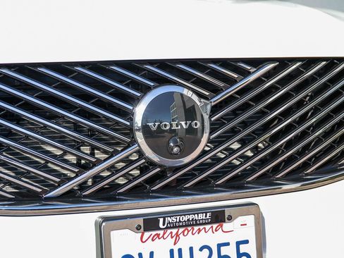 Certified 2026 Volvo XC90 B5 Plus w/ Protection Package image 12