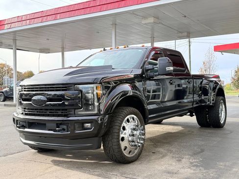 Used 2019 Ford F450 Lariat w/ Lariat Ultimate Package image 6