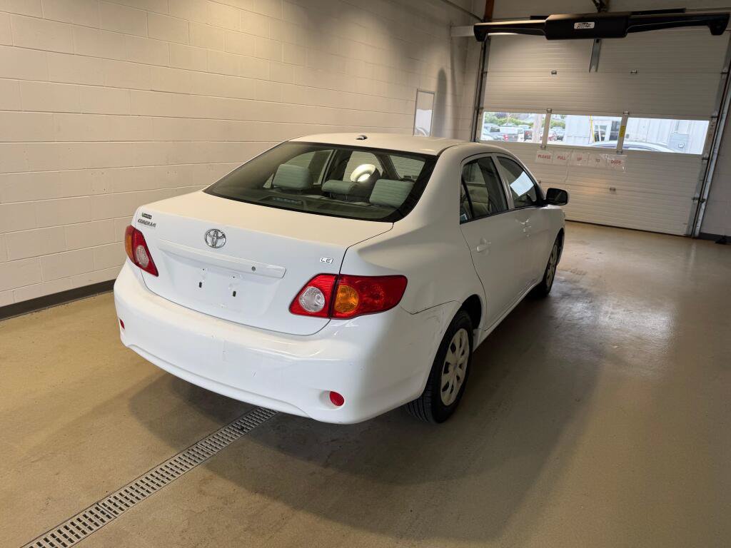 Used 2009 Toyota Corolla LE FWD image 5