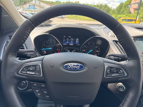 Used 2017 Ford Escape Titanium AWD/4WD image 30
