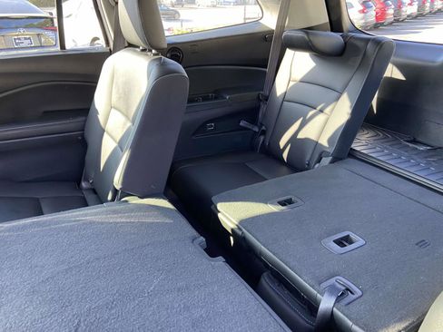 Certified 2022 Honda Pilot Special Edition image 11