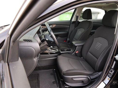 Used 2021 Kia Forte EX FWD image 9