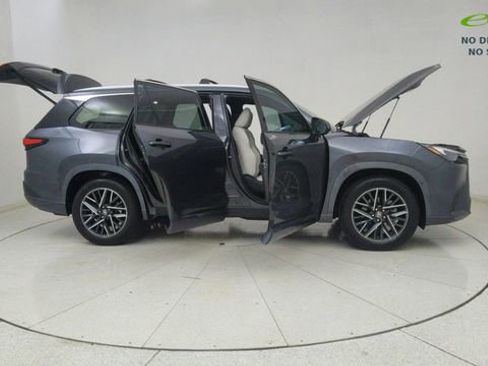 Used 2025 Lexus TX 350 AWD w/ Technology Package image 76