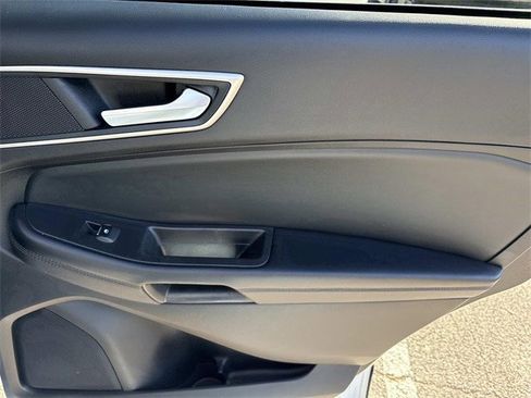 Certified 2024 Ford Edge SEL image 20