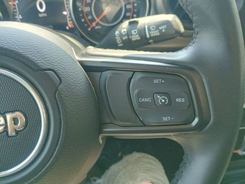Used 2022 Jeep Wrangler Unlimited Sport AWD/4WD image 30
