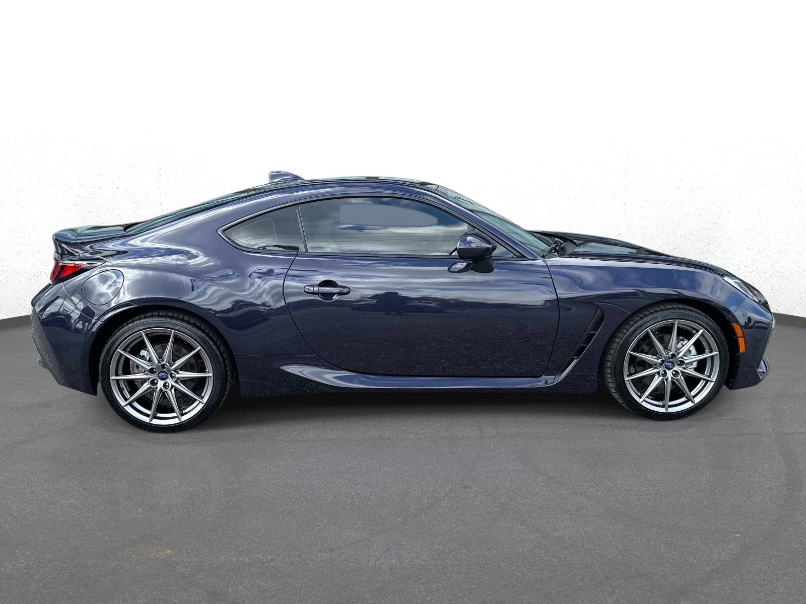 Used 2025 Subaru BRZ Limited RWD image 2