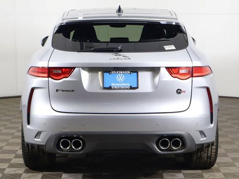 Used 2020 Jaguar F-PACE SVR image 15