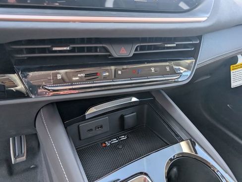 New 2026 Buick Envision Sport Touring AWD/4WD image 21