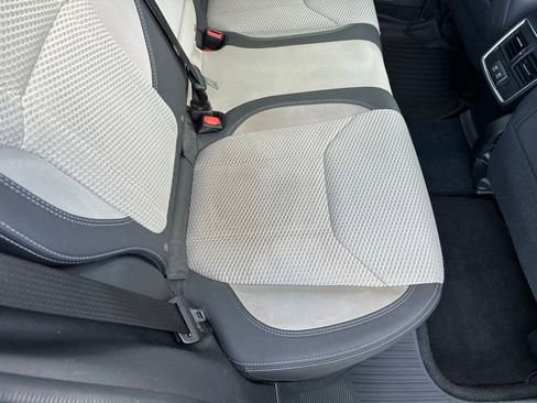 Used 2020 Subaru Forester Premium image 20