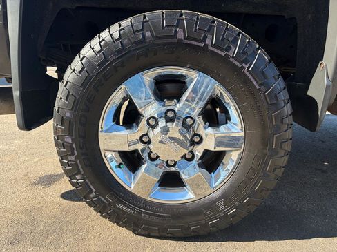 Used 2016 GMC Sierra 2500 SLT w/ Driver Alert Package image 19