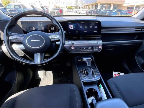 Certified 2025 Hyundai Kona SEL FWD image 12