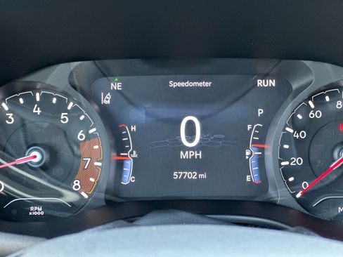Used 2024 Jeep Compass Latitude AWD/4WD image 26
