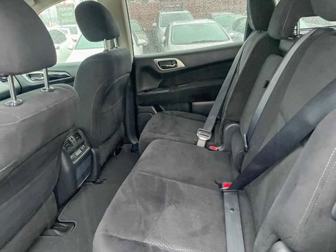 Used 2014 Nissan Pathfinder S image 29
