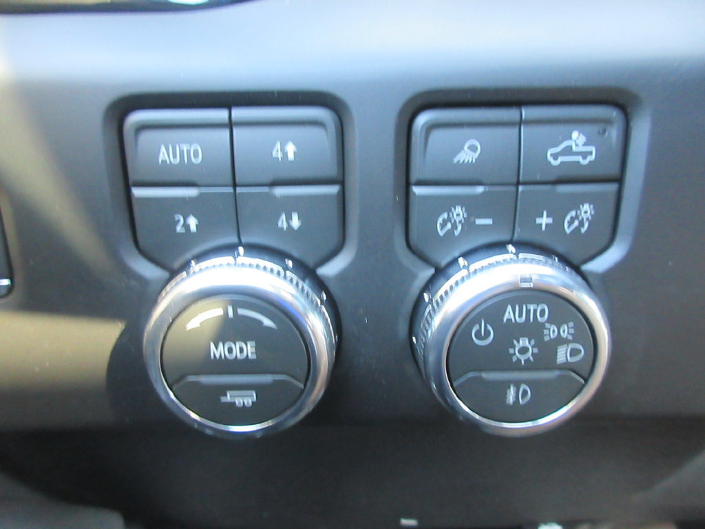New 2026 GMC Sierra 1500 AT4 w/ AT4 Premium Package AWD/4WD image 18