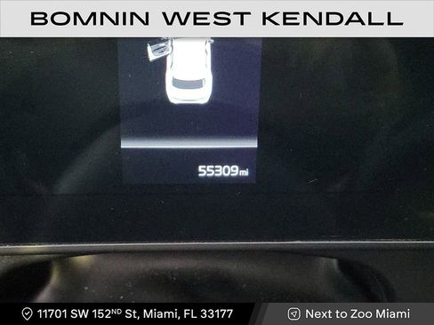 Used 2024 Kia Sportage EX image 12