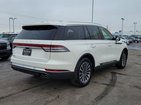 Certified 2020 Lincoln Aviator Reserve w/ Elements Package Plus image 4