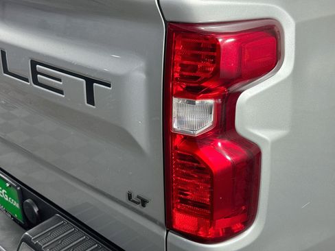 Used 2021 Chevrolet Silverado 1500 LT w/ LPO, Dark Essentials Package RWD image 31