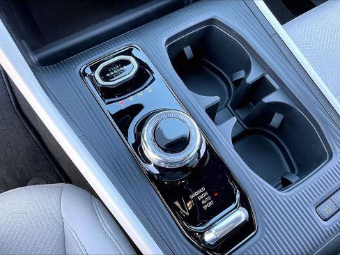 New 2026 Jeep Cherokee Laredo AWD/4WD image 28