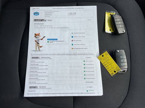 Used 2015 Kia Soul ! FWD image 38