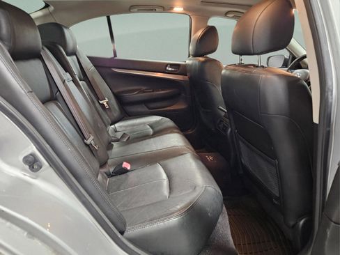 Used 2013 INFINITI G37 x w/ Premium Pkg image 13