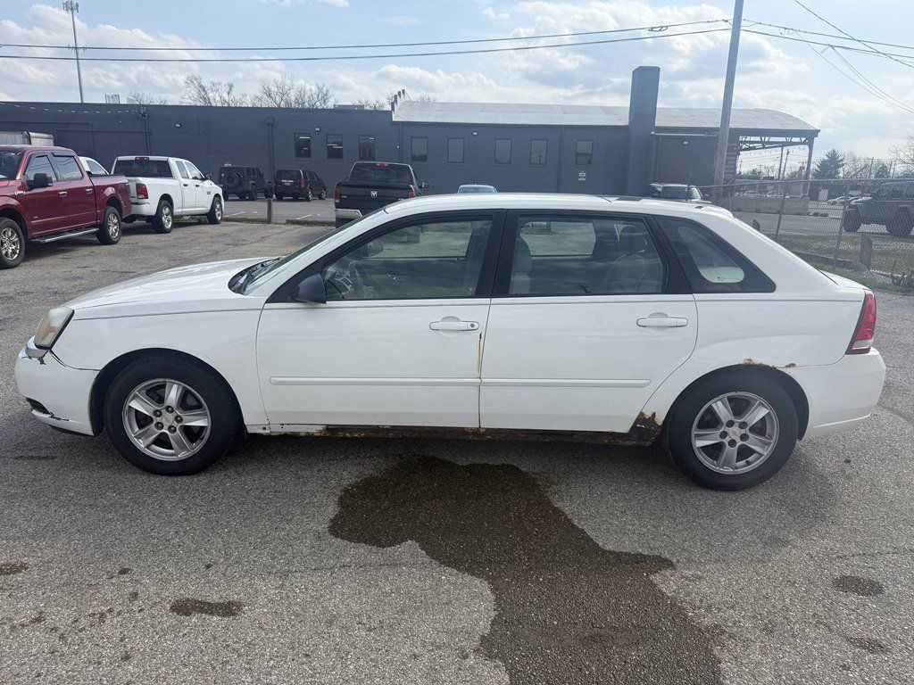Used 2005 Chevrolet Malibu LS FWD image 3
